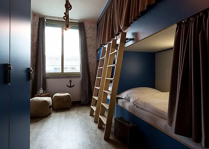 Heimathafen Hostal *